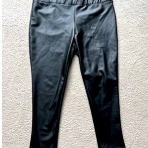 Mixit Black faux leather pull-on skinny leg pants, size L